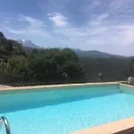 Maison *